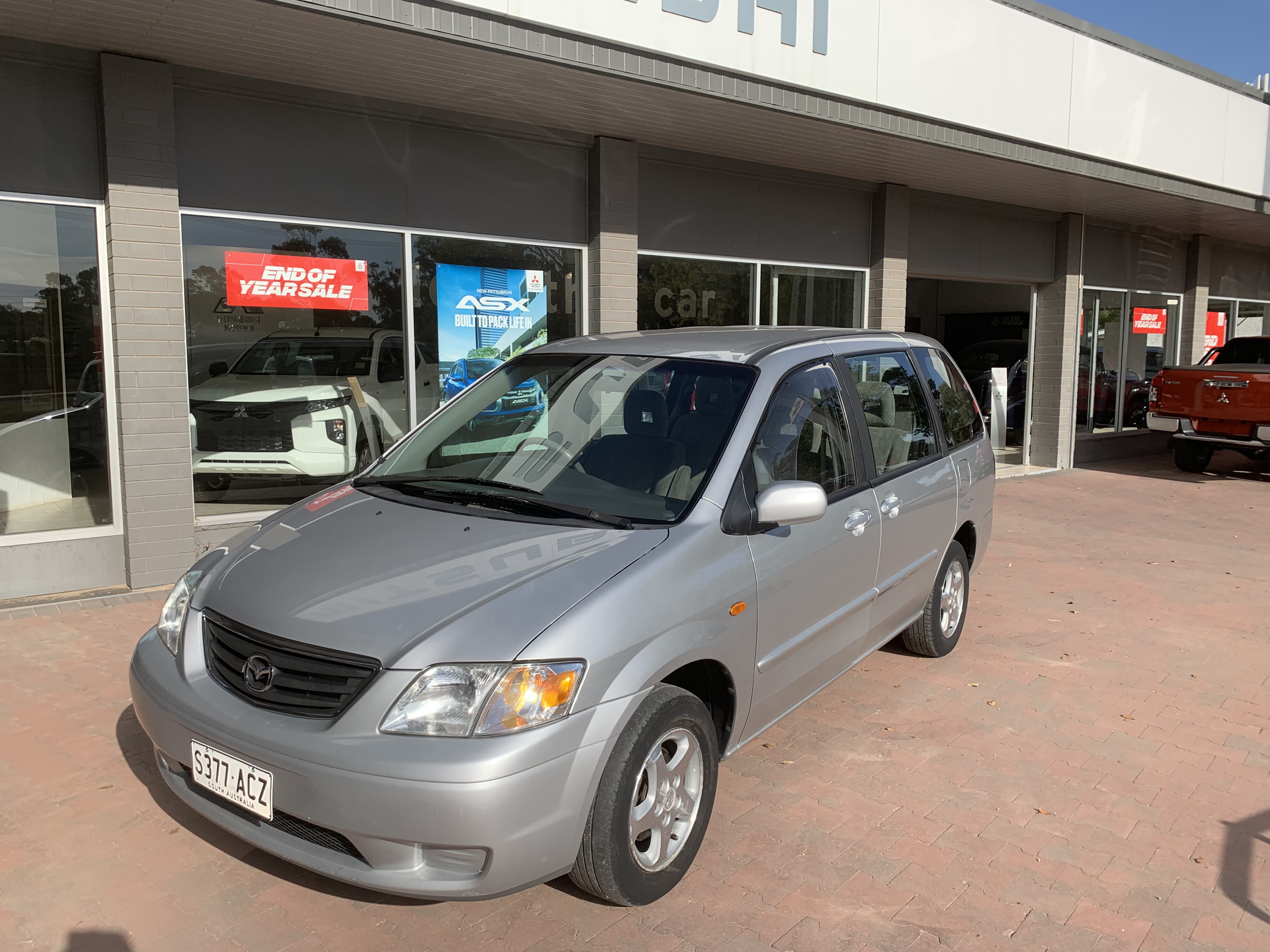 Mazda MPV - Stevens Motors Laura image